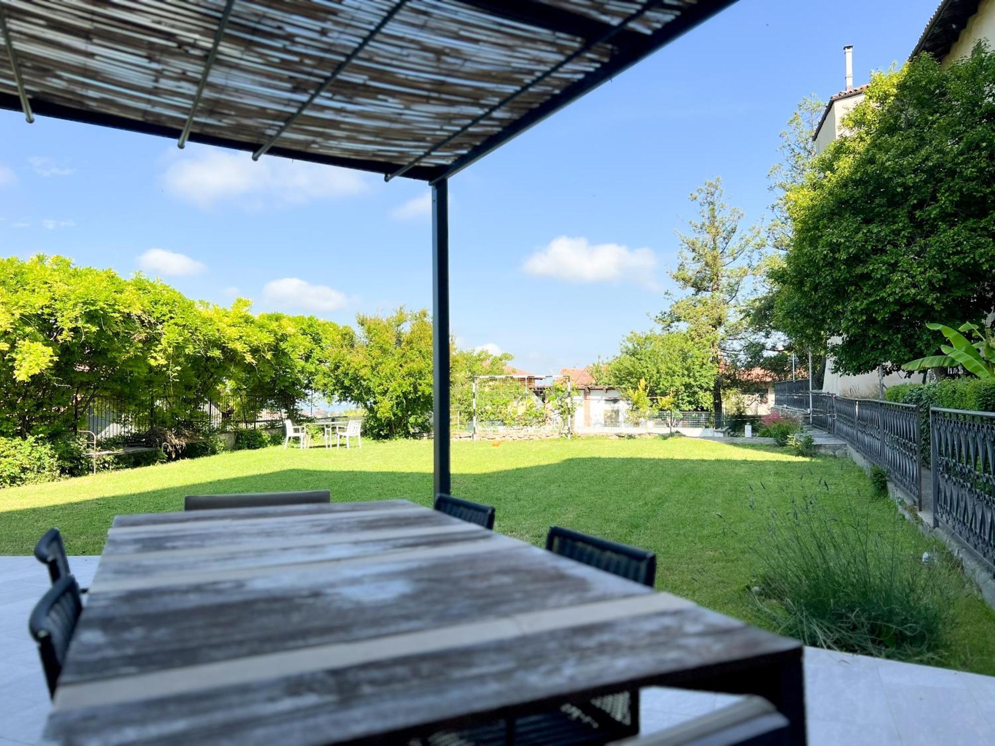 Comecasa 2 Bedrooms With Garden Apartment 베네벨로 외부 사진
